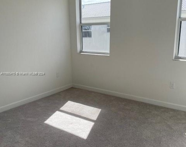 16236 Sw 288 Terrace - Photo Thumbnail 6