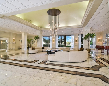 5600 Collins Ave - Photo Thumbnail 33