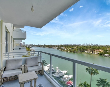 5600 Collins Ave - Photo Thumbnail 4