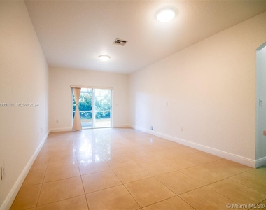 5640 Nw 115th Ct - Photo Thumbnail 10