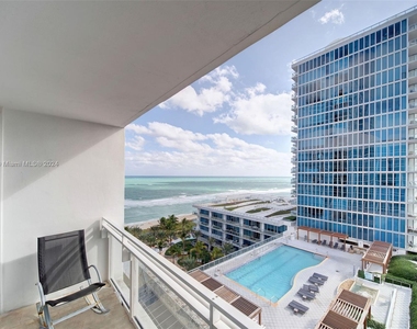 6801 Collins Ave - Photo Thumbnail 13