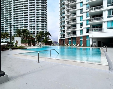 350 S Miami Ave - Photo Thumbnail 13