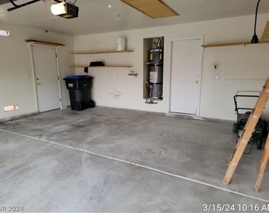 7821 Purple Mountain Avenue - Photo Thumbnail 24