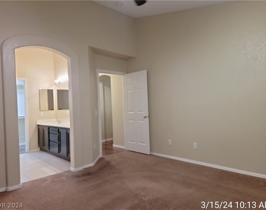 7821 Purple Mountain Avenue - Photo Thumbnail 14