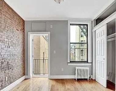 279 East 10th Street - Photo Thumbnail 2