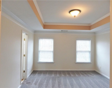 10829 Yorkwood Street - Photo Thumbnail 31