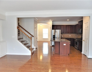 10829 Yorkwood Street - Photo Thumbnail 18