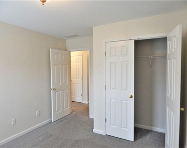 10829 Yorkwood Street - Photo Thumbnail 45