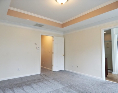 10829 Yorkwood Street - Photo Thumbnail 34