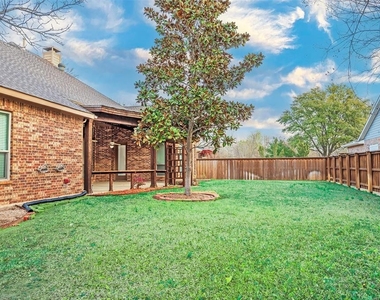 409 Crabapple Way - Photo Thumbnail 23