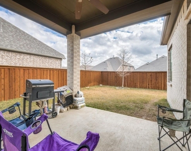 9528 Oxbow Lane - Photo Thumbnail 21