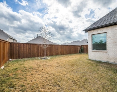 9528 Oxbow Lane - Photo Thumbnail 22