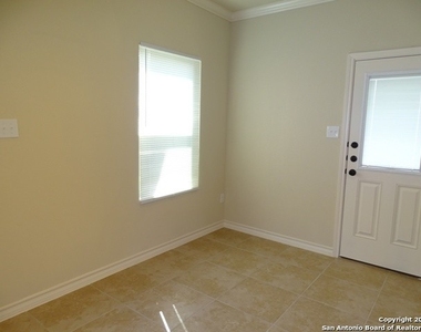 6538 Marcel Way - Photo Thumbnail 5