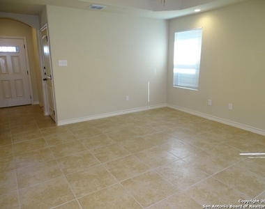 6538 Marcel Way - Photo Thumbnail 4