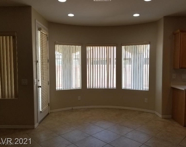 7603 Kenwood Hills Court - Photo Thumbnail 3