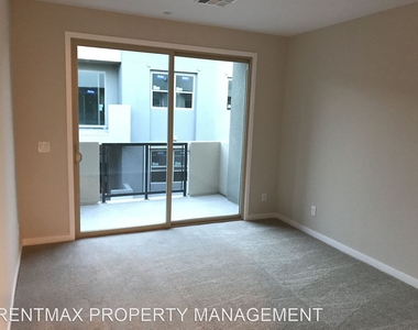 11236 Rainbow Peak Ave #209 - Photo Thumbnail 15