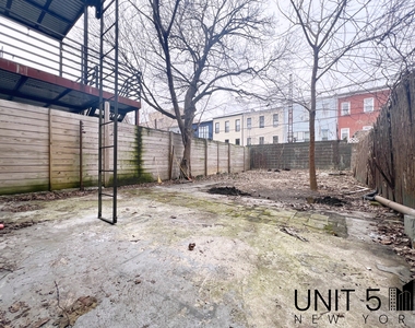 539 Chauncey Street - Photo Thumbnail 11