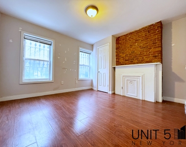 539 Chauncey Street - Photo Thumbnail 4