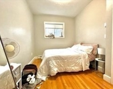 754 Huntington Ave - Photo Thumbnail 7