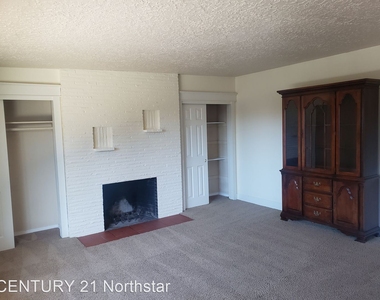 2102 Nw Kelly Dr #2 - Photo Thumbnail 4