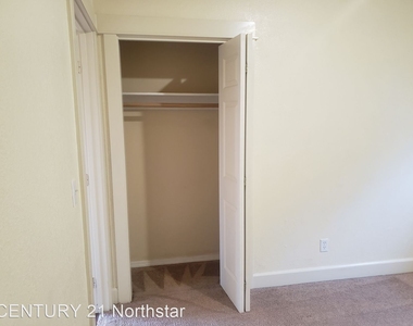 2102 Nw Kelly Dr #2 - Photo Thumbnail 16