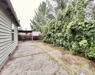 6244 Se Sherman St. - Photo Thumbnail 11