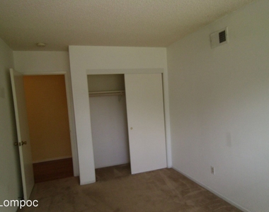 1113 West Hickory Avenue - Photo Thumbnail 5