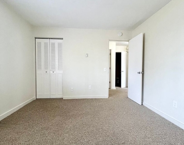 722 W. Kilgore Road #302 - Photo Thumbnail 11