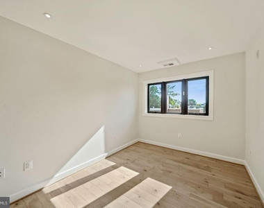 1829 13th St Nw - Photo Thumbnail 14