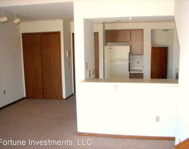 335-336 Olson Court - Photo Thumbnail 12