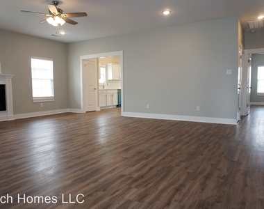 3712 Red Maple Way - Photo Thumbnail 2
