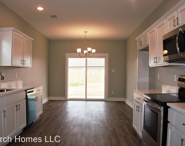 3600 Red Maple Way - Photo Thumbnail 4