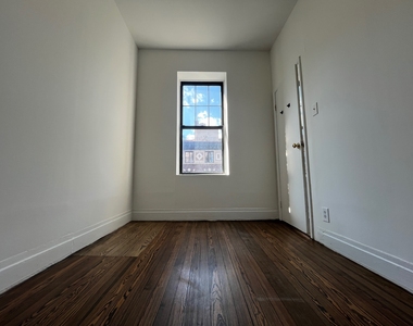 4-Bedroom Apartment for Rent - Morningside Heights - Photo Thumbnail 1