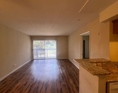 6111 Rancho Mission Road # 212 - Photo Thumbnail 12