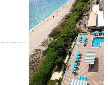 5701 Collins Ave - Photo Thumbnail 18