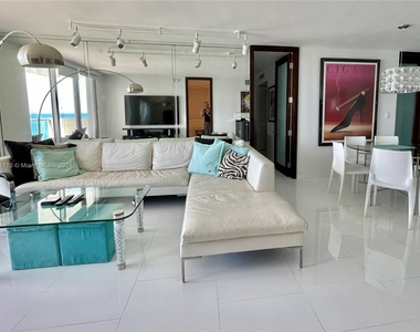 5701 Collins Ave - Photo Thumbnail 7