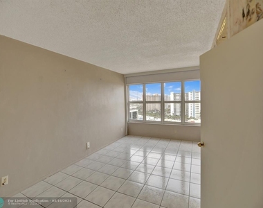 3700 Galt Ocean Dr - Photo Thumbnail 15