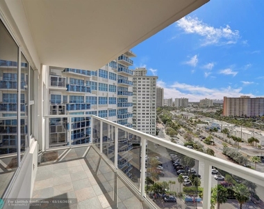 3700 Galt Ocean Dr - Photo Thumbnail 7