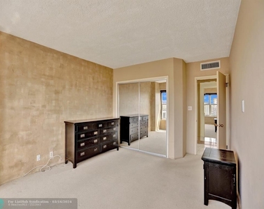 3700 Galt Ocean Dr - Photo Thumbnail 25