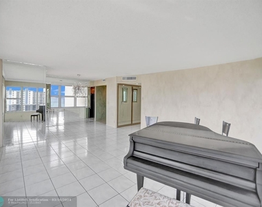 3700 Galt Ocean Dr - Photo Thumbnail 6