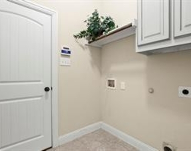 9670 Lance Drive - Photo Thumbnail 9