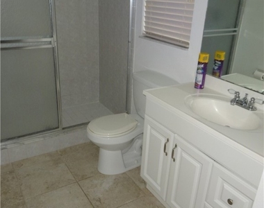 2637 Sw 27th Street - Photo Thumbnail 8