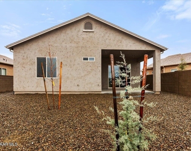 6369 E Friar Way - Photo Thumbnail 24