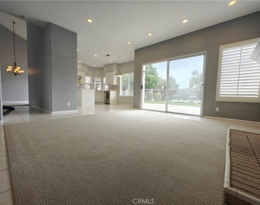 8604 E Windsong Drive - Photo Thumbnail 8