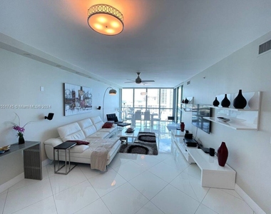 3101 S Ocean Dr - Photo Thumbnail 5