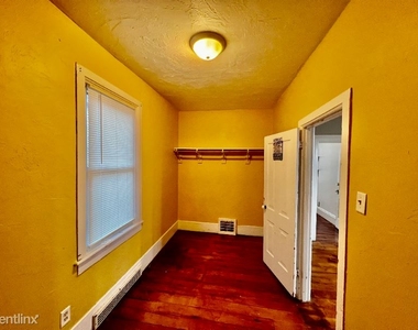 1501 Erie Ave 1501 - Photo Thumbnail 7