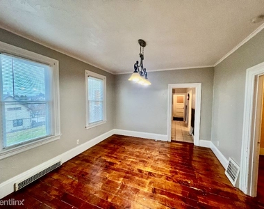 1501 Erie Ave 1501 - Photo Thumbnail 4