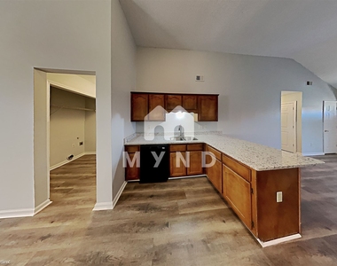 5551 W Avalon Dr - Photo Thumbnail 4