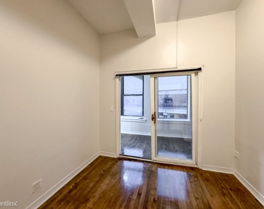 3345 N. Clark, Unit 6 - Photo Thumbnail 17