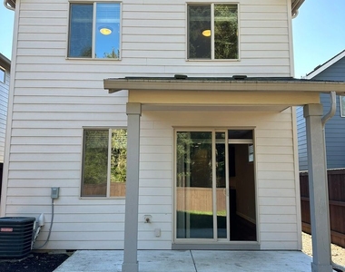 1704 Ne 146th St. - Photo Thumbnail 23